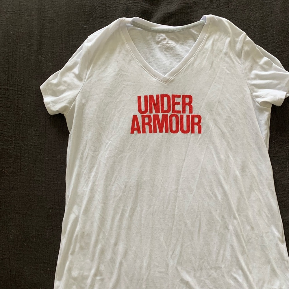 UNDER ARMOUR WORKOUT TOP